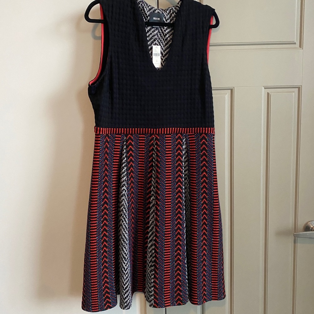 Anthropologie black and red geometric v-neck side zipper NWT